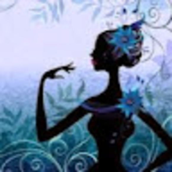 Meet your Posher, Paige - Picture 1 of 1